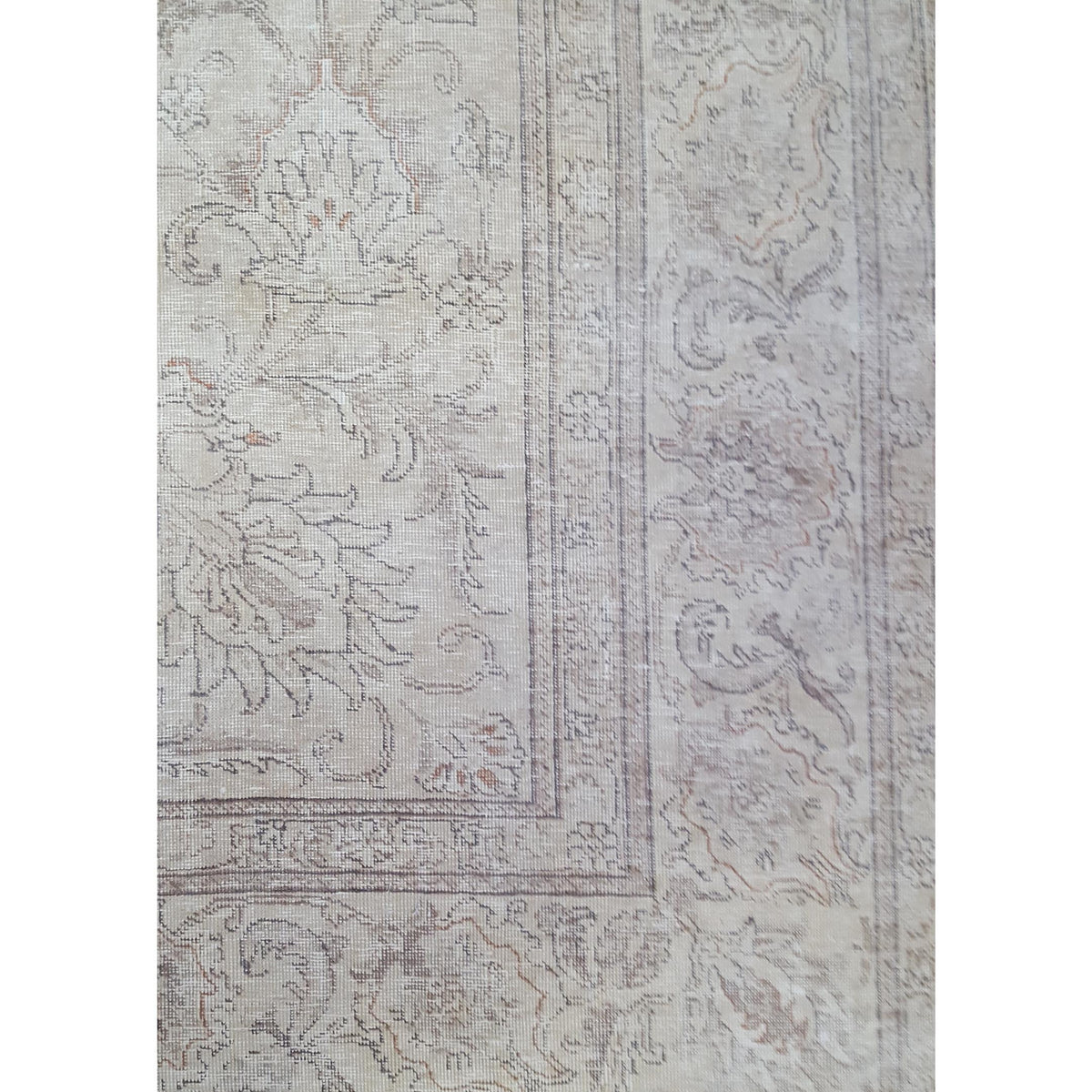 Pacific Vintage 41646 Ivory Ivory Vintage Hand Knotted Rug