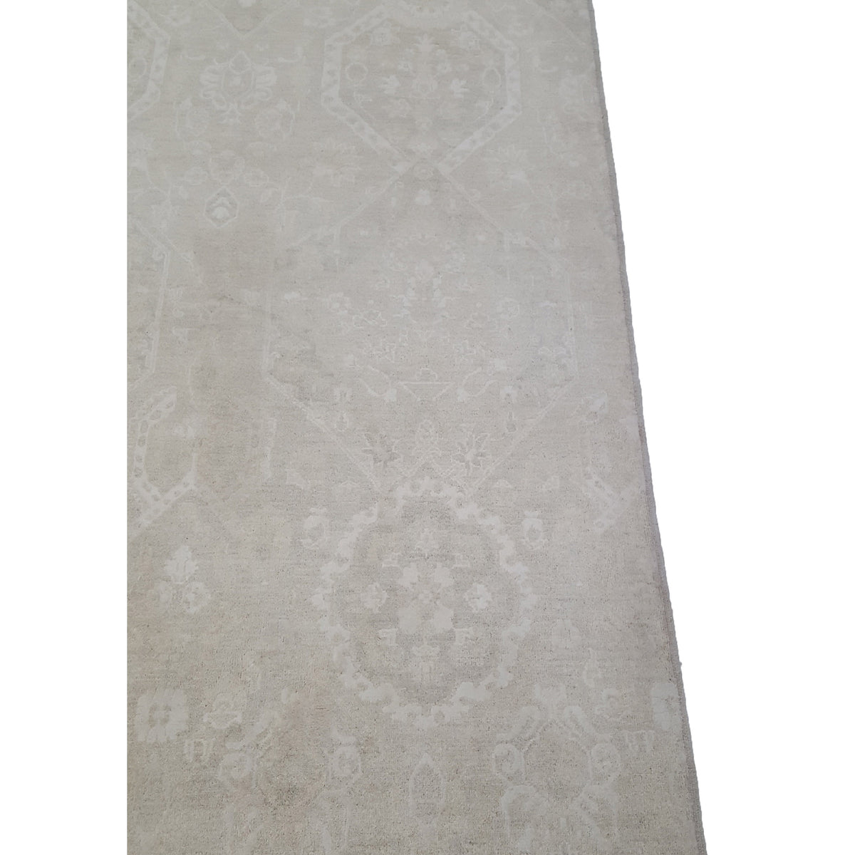Pacific Ziegler 41705 Ivory Ivory Transitional Hand Knotted Rug