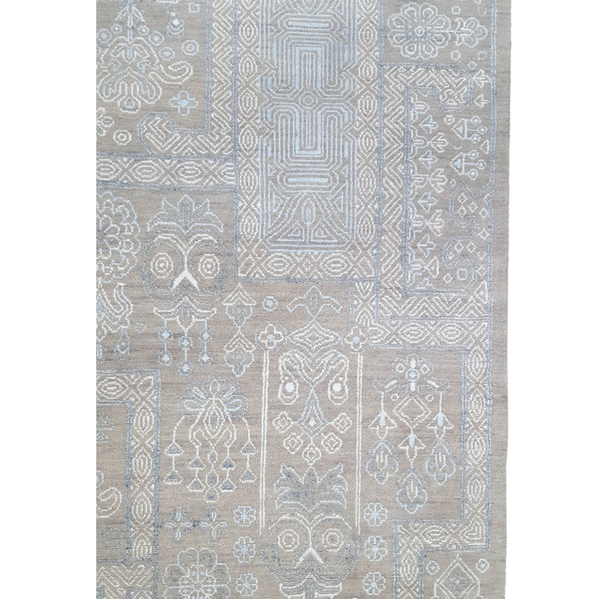 Pacific Jewel  Grey Blue Transitional