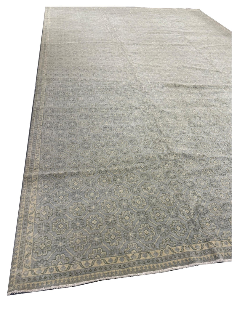 Pacific Khotan 41919 Sky Cream Transitional Hand Knotted Rug