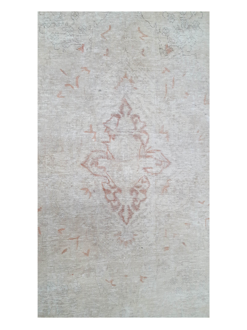 Pacific Vintage 42049 Ivory Ivory Vintage Hand Knotted Rug