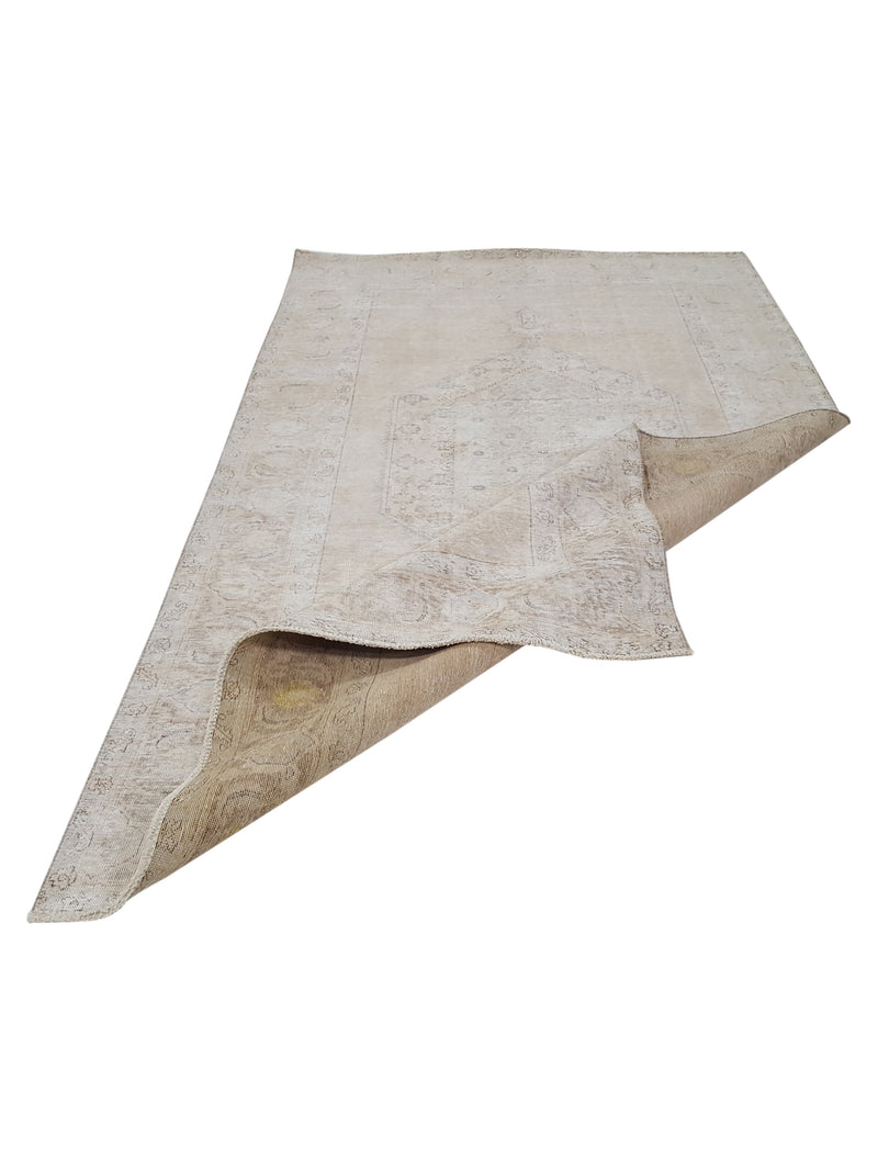 Pacific Vintage 42087 Ivory Ivory Vintage Hand Knotted Rug