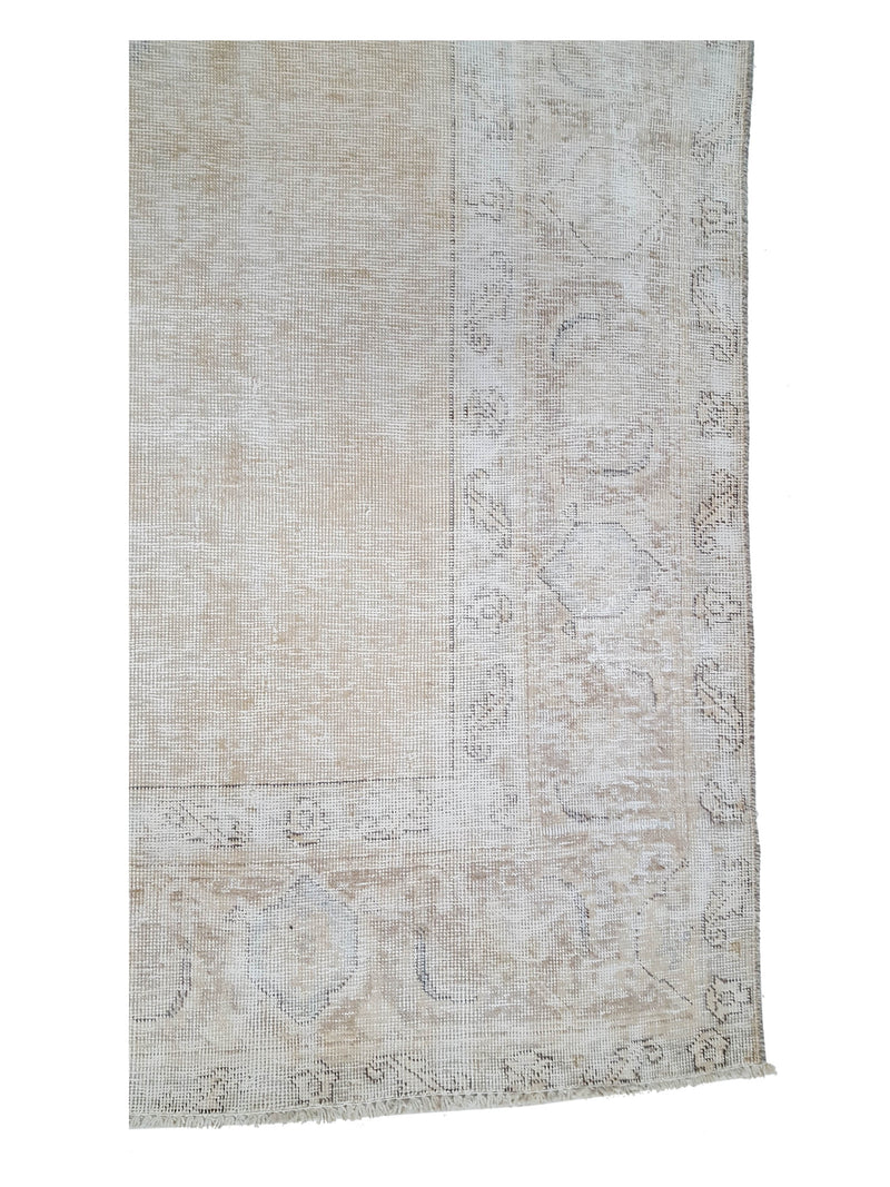 Pacific Vintage 42087 Ivory Ivory Vintage Hand Knotted Rug