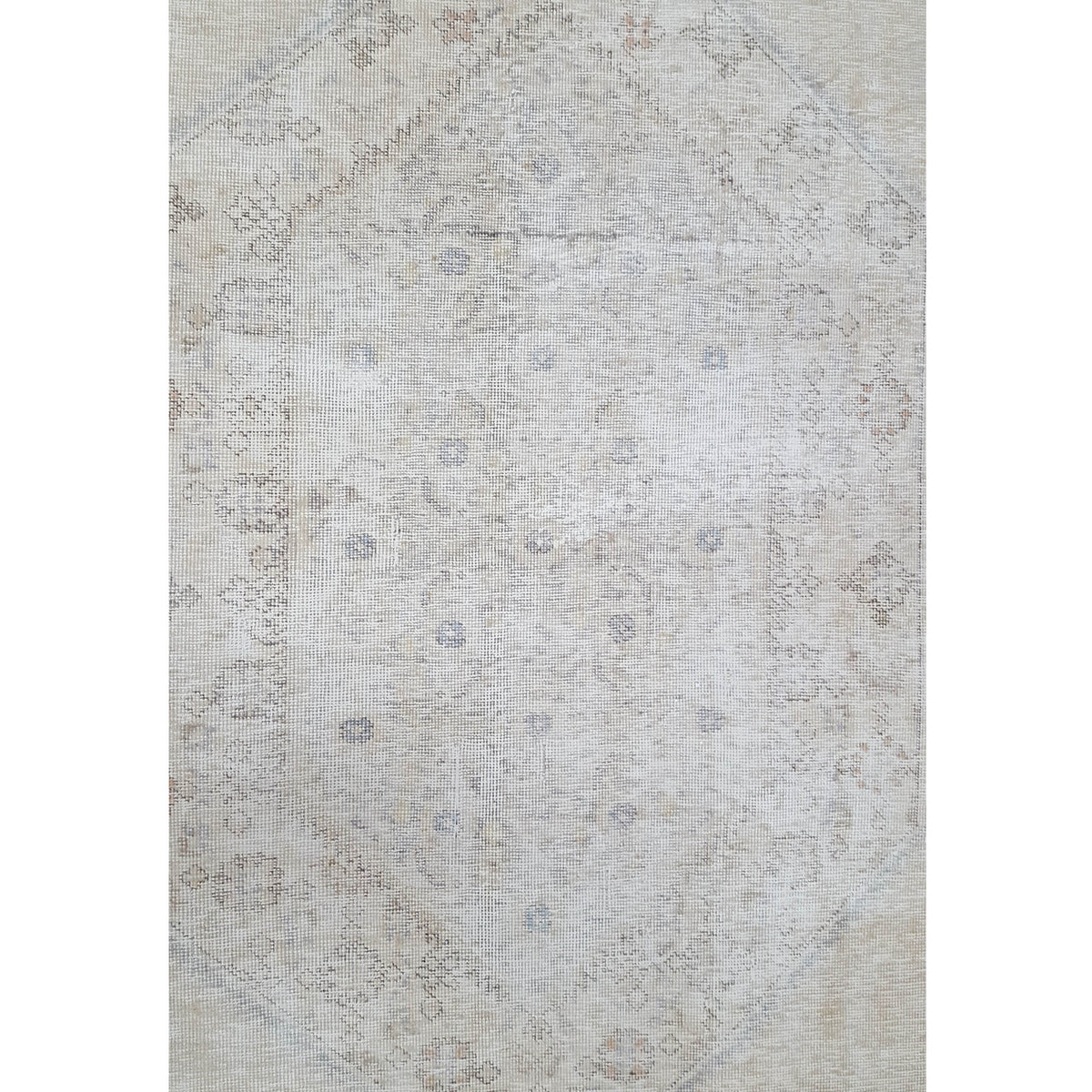 Pacific Vintage 42087 Ivory Ivory Vintage Hand Knotted Rug