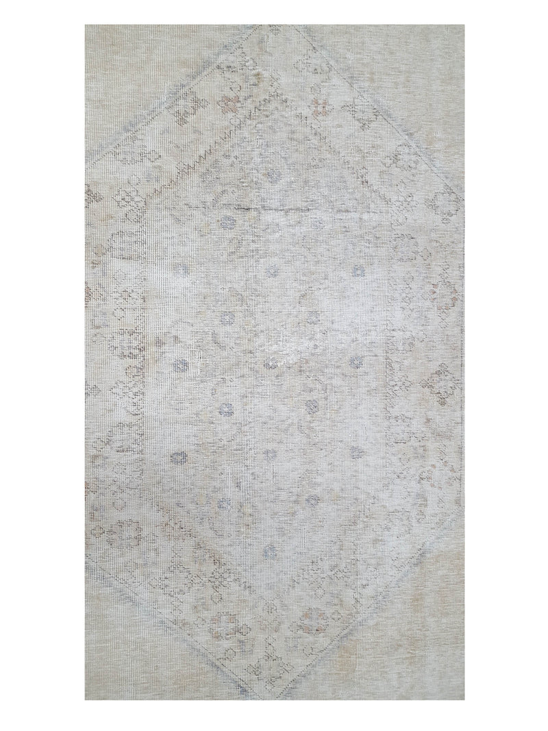 Pacific Vintage 42087 Ivory Ivory Vintage Hand Knotted Rug