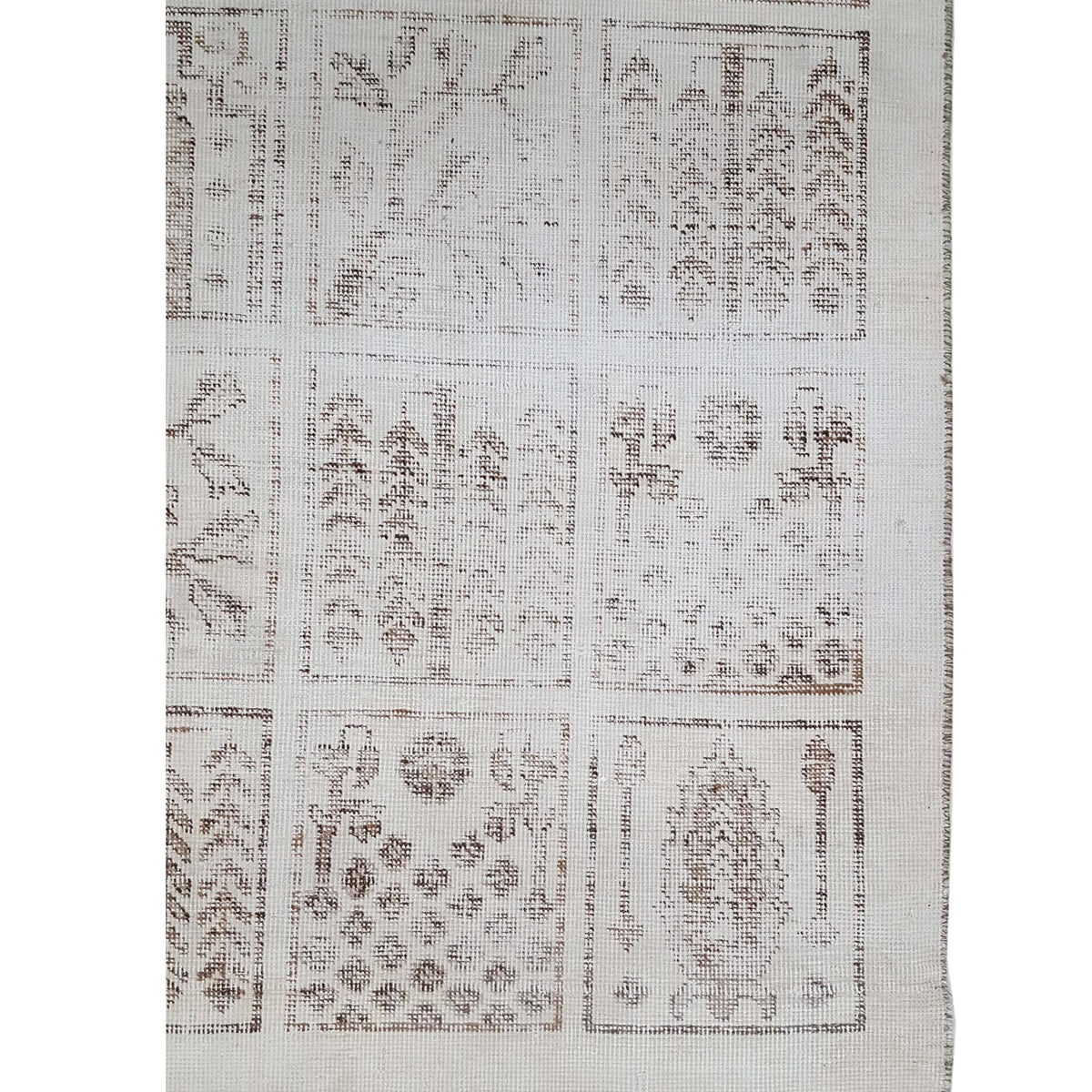 Pacific Vintage 42090 Ivory Ivory Vintage Hand Knotted Rug