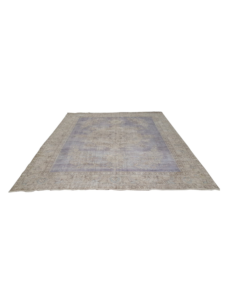 Pacific Vintage 42093 Ivory Grey Vintage Hand Knotted Rug