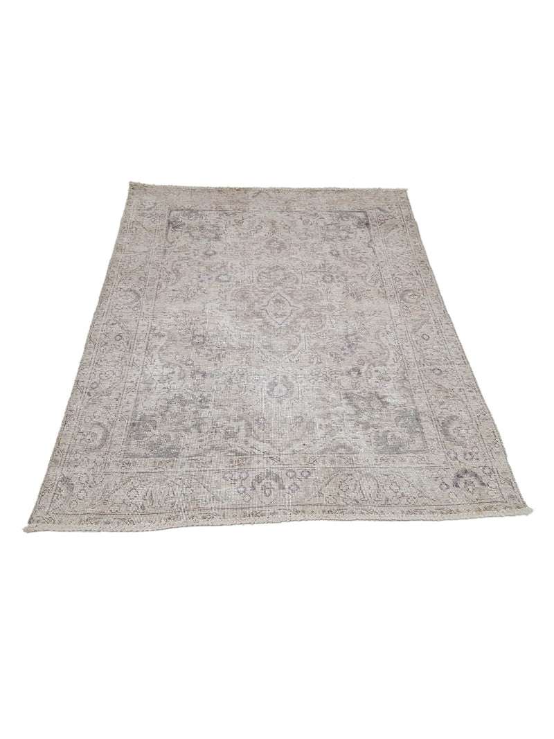 Pacific Vintage 42097 Ivory Ivory Vintage Hand Knotted Rug
