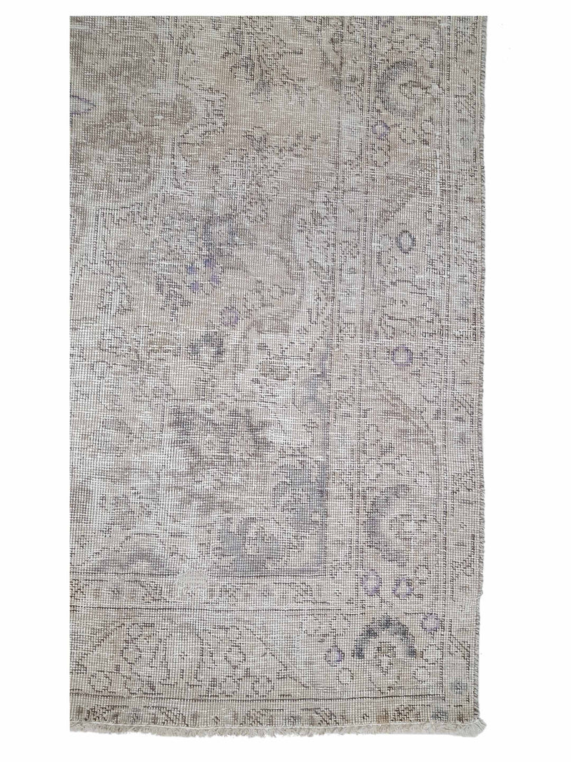 Pacific Vintage 42097 Ivory Ivory Vintage Hand Knotted Rug