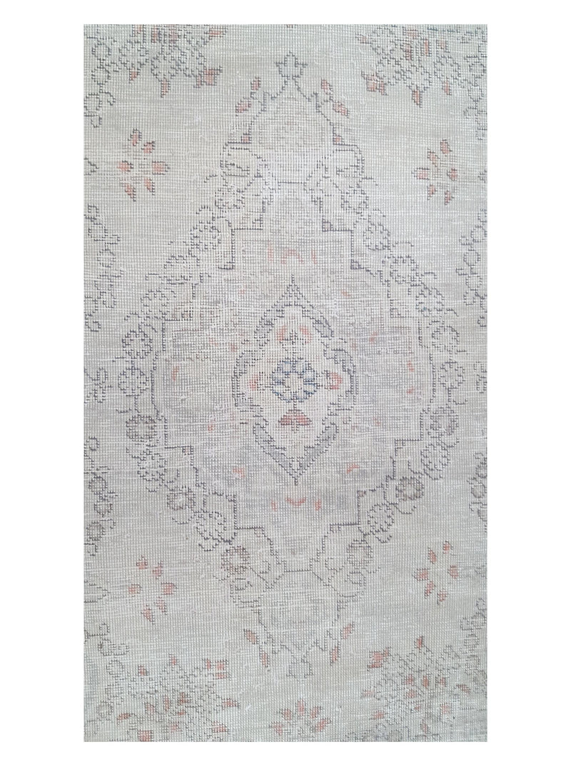 Pacific Vintage 42109 Ivory Ivory Vintage Hand Knotted Rug