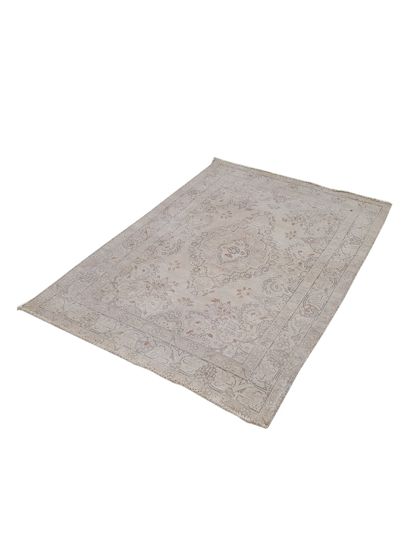 Pacific Vintage 42109 Ivory Ivory Vintage Hand Knotted Rug