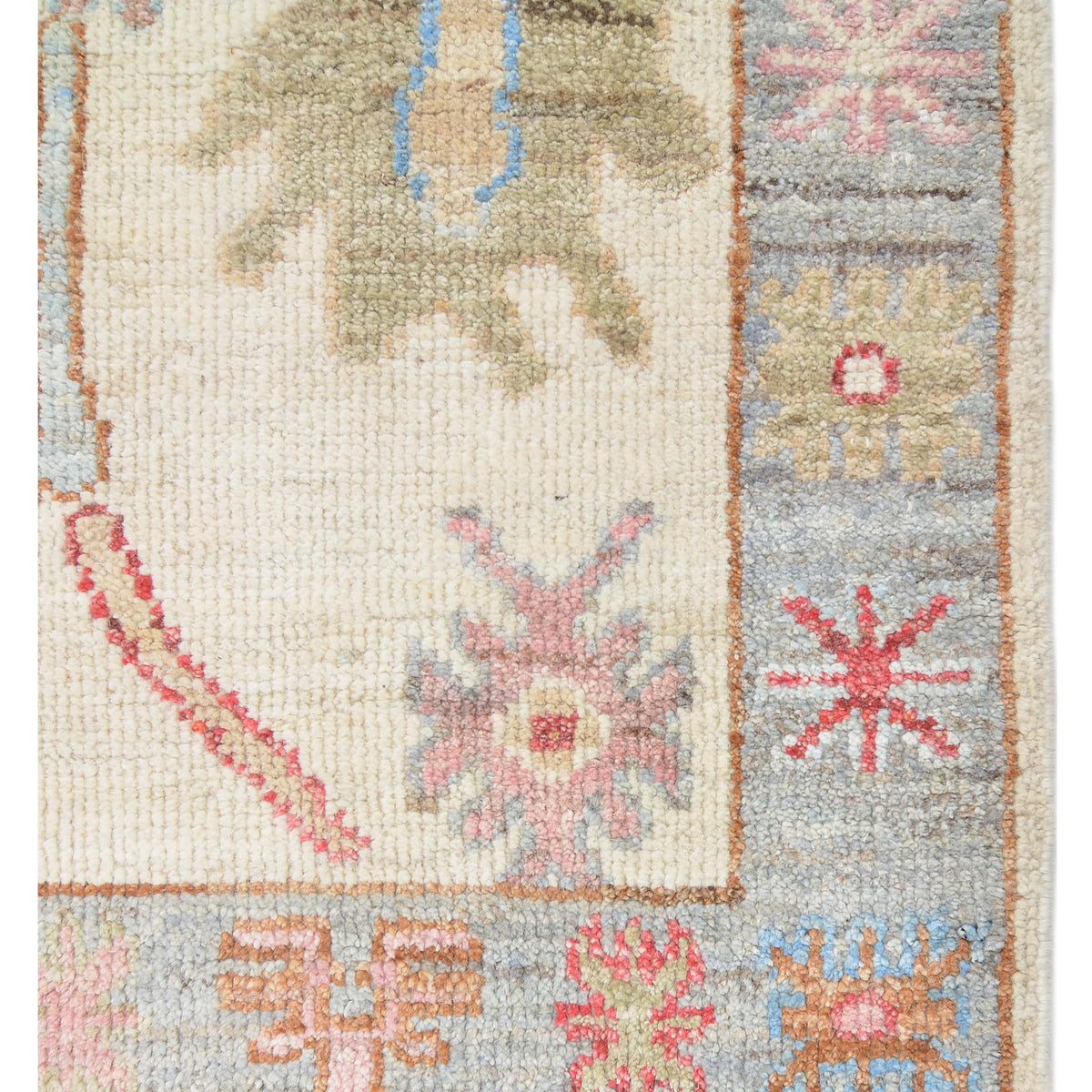 Pacific Ushak Wool Weft 42429 Ivory Grey Transitional Hand Knotted Rug