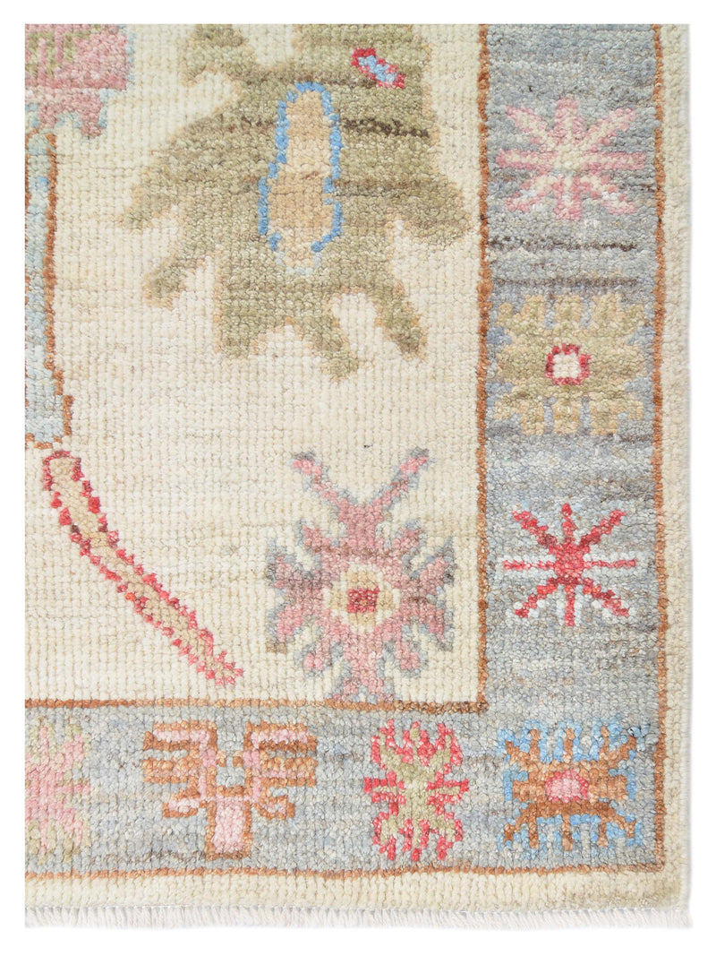 Pacific Ushak Wool Weft 42429 Ivory Grey Transitional Hand Knotted Rug