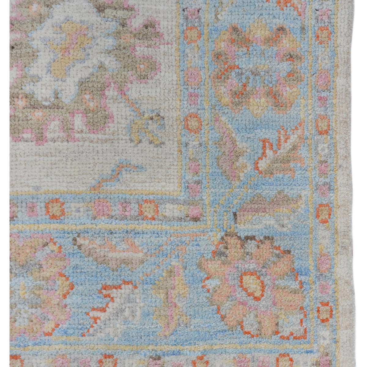 Pacific Ushak Wool Weft 42469 Ivory Lt.Blue Transitional Hand Knotted Rug