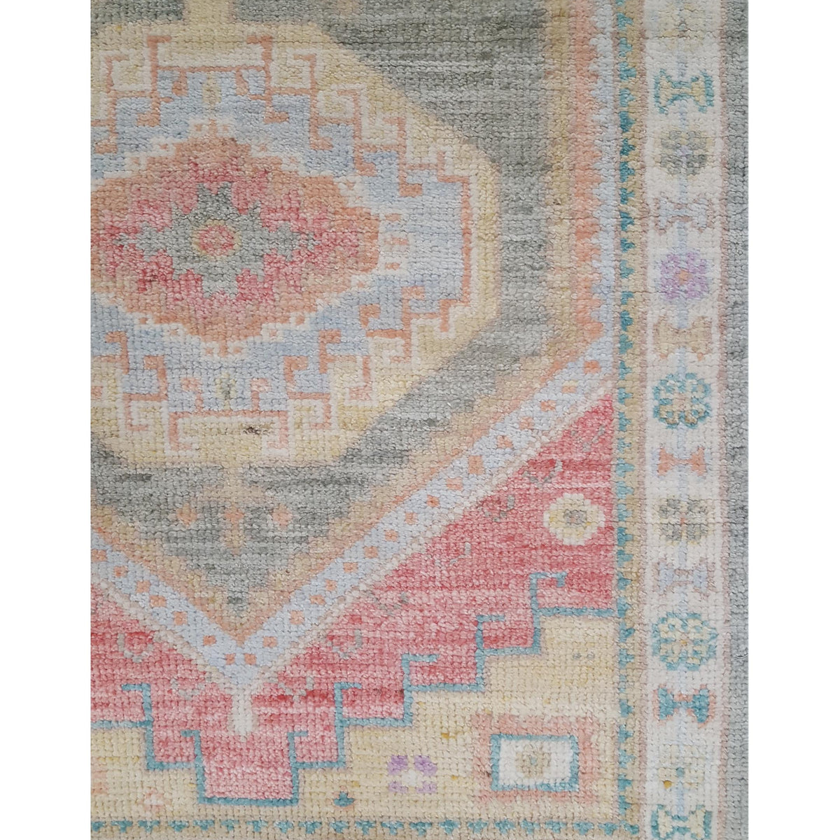 Pacific Ushak Wool Weft 42565 Lt.Green Ivory Transitional Hand Knotted Rug