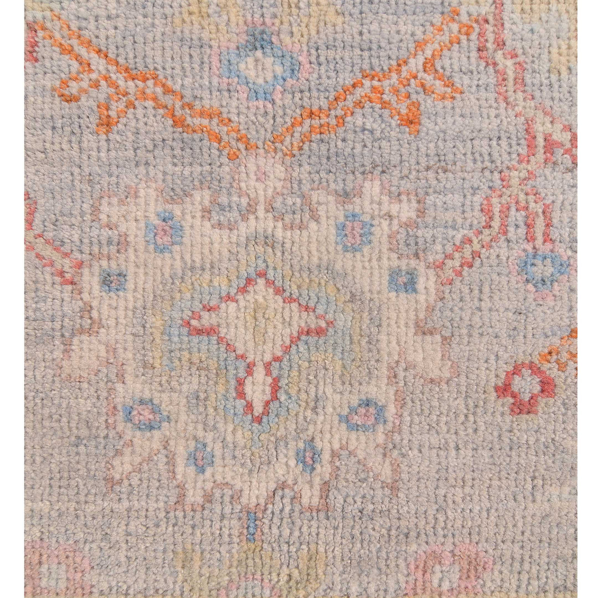 Pacific Ushak Wool Weft 42599 Lt.Grey Ivory Transitional Hand Knotted Rug
