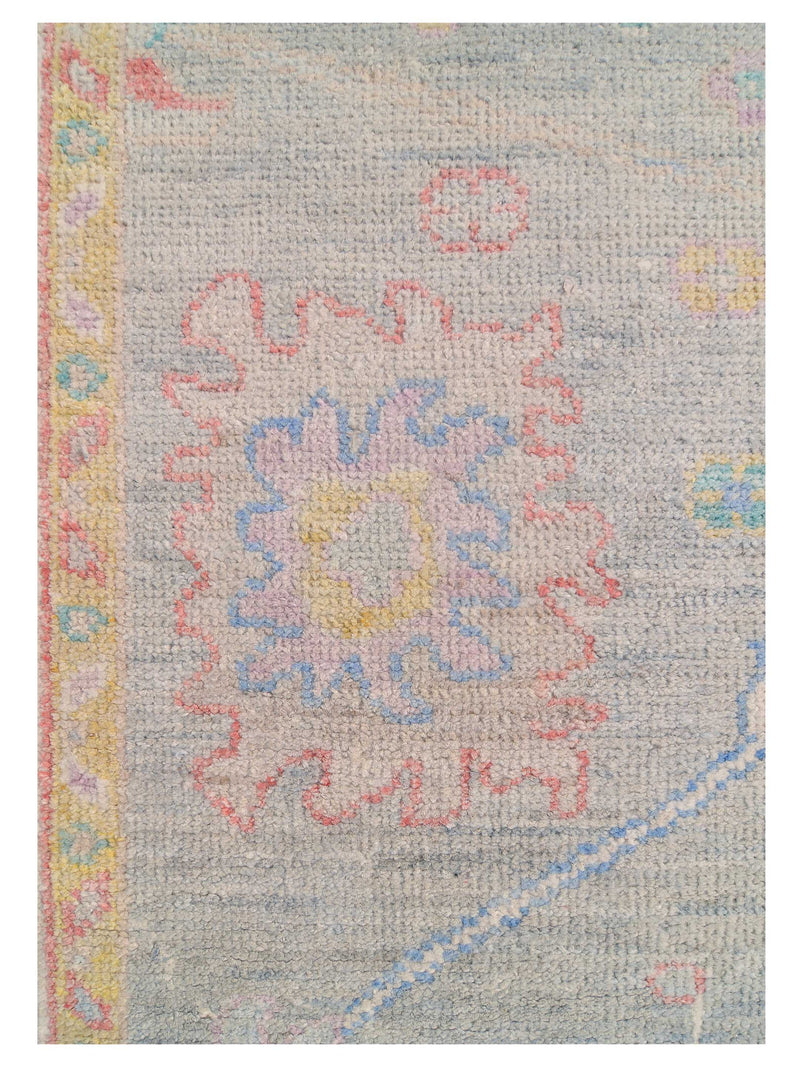 Pacific Ushak Wool Weft 42601 Lt.Grey Ivory Transitional Hand Knotted Rug