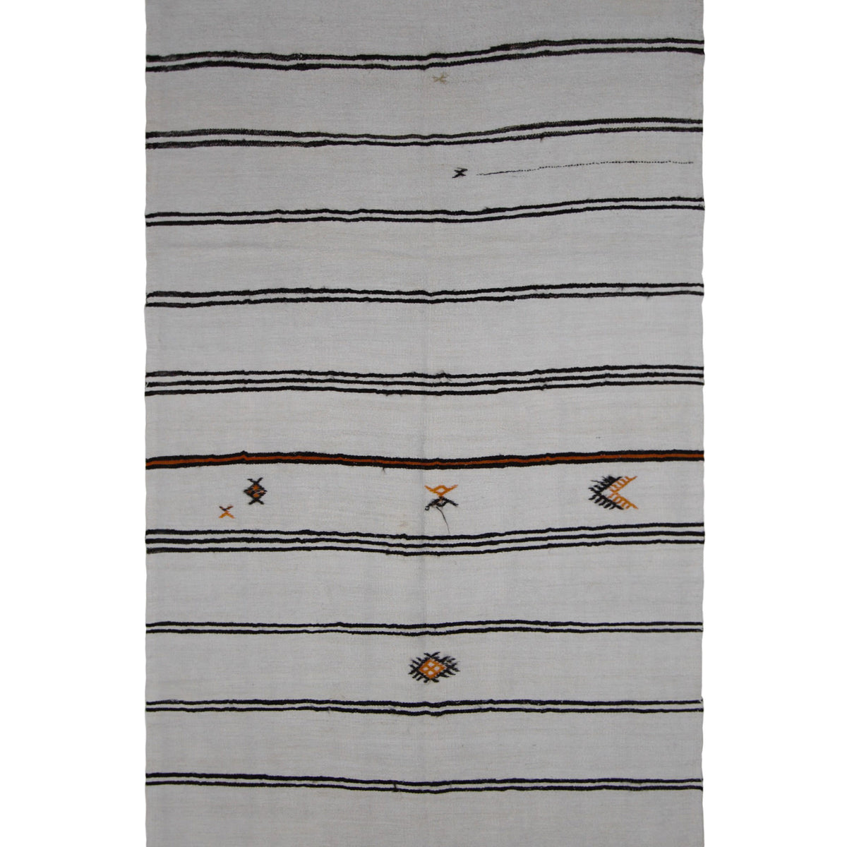 Pacific Menorca  White Black Transitional