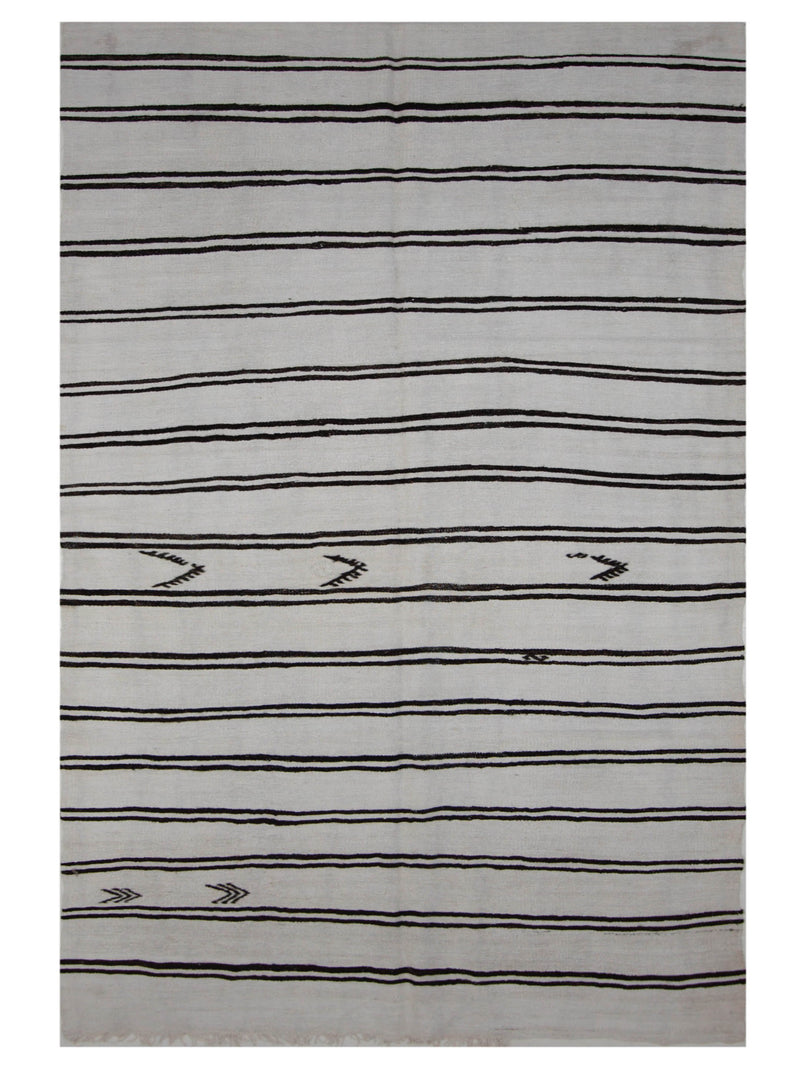 Pacific Malaga  White Black Transitional