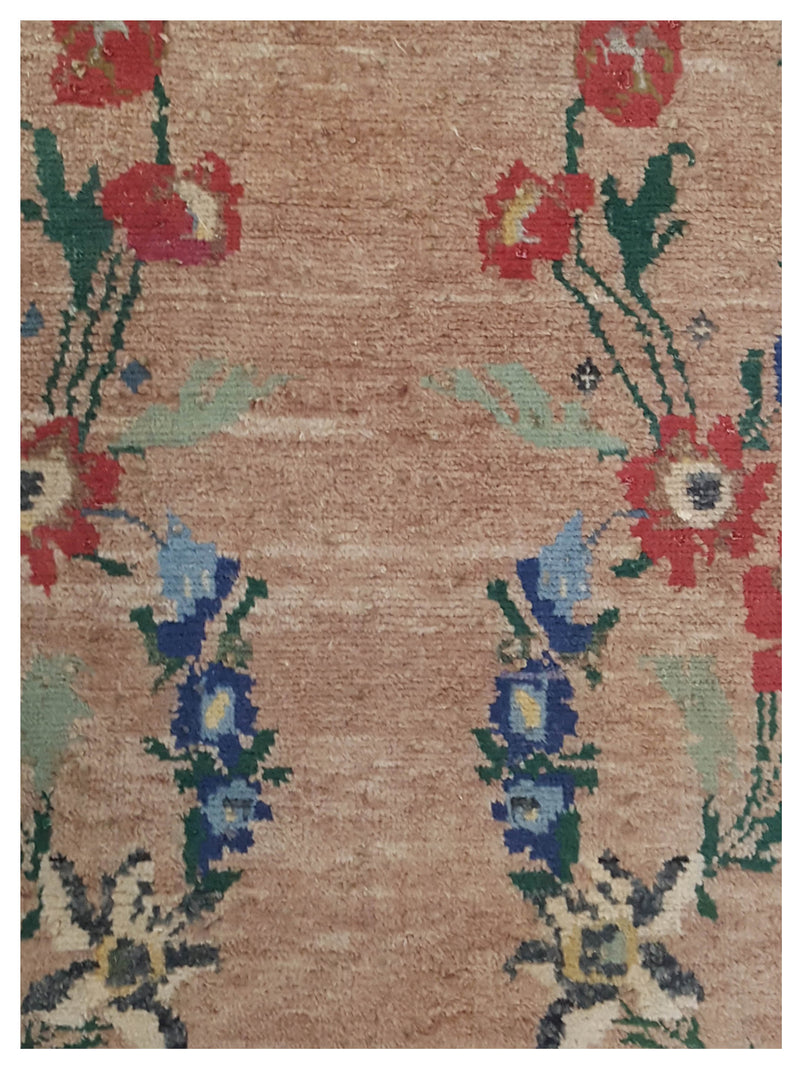 Pacific Kurdish 43208 Beige Red Traditional Hand Knotted Rug