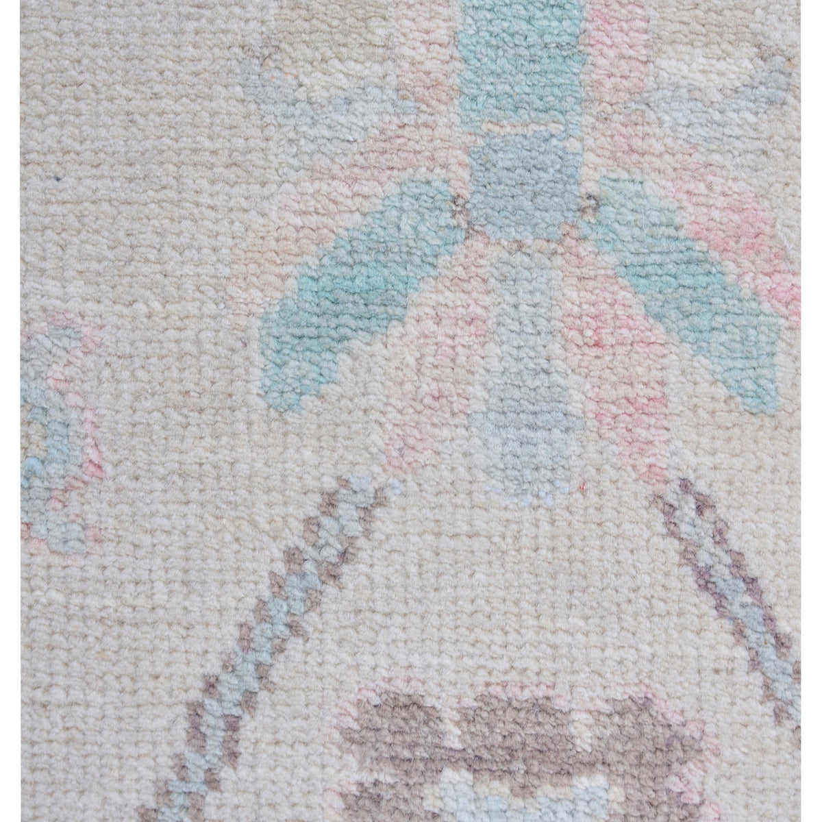 Pacific Ushak Wool Weft 43358 Ivory Lt.Grey Transitional Hand Knotted Rug