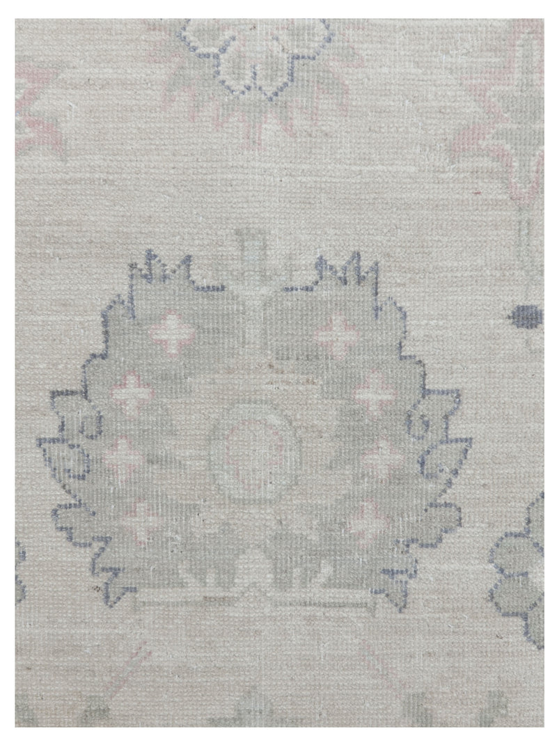 Pacific Ushak Wool Weft 43399 Ivory Lt.Grey Transitional Hand Knotted Rug