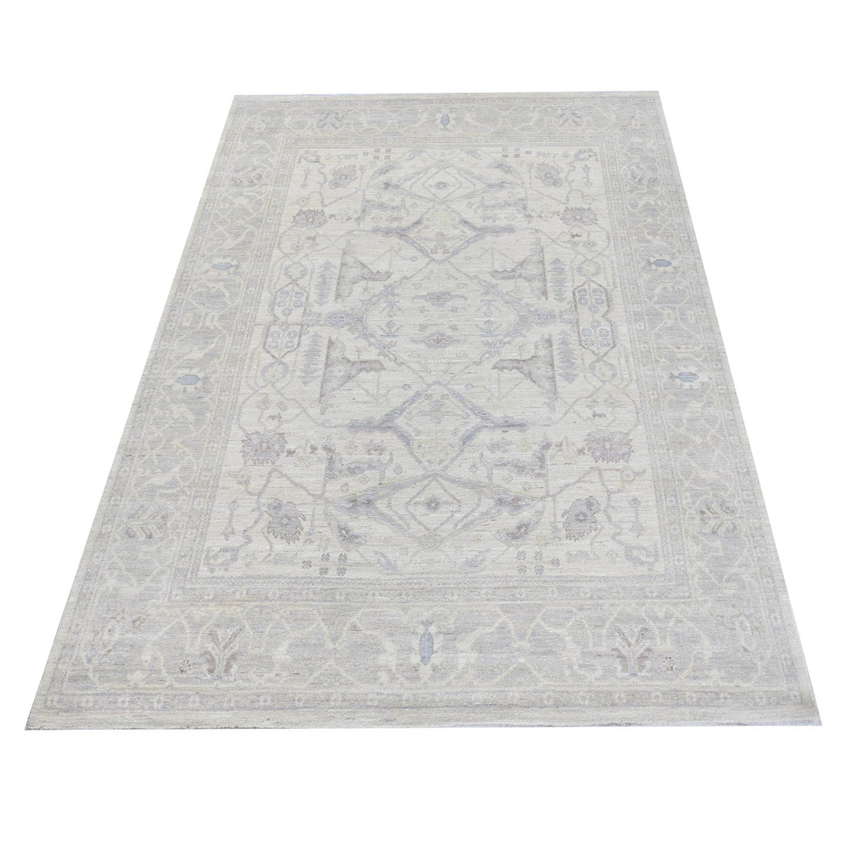 Pacific Ushak Wool Weft 43403 Ivory Ivory Transitional Hand Knotted Rug