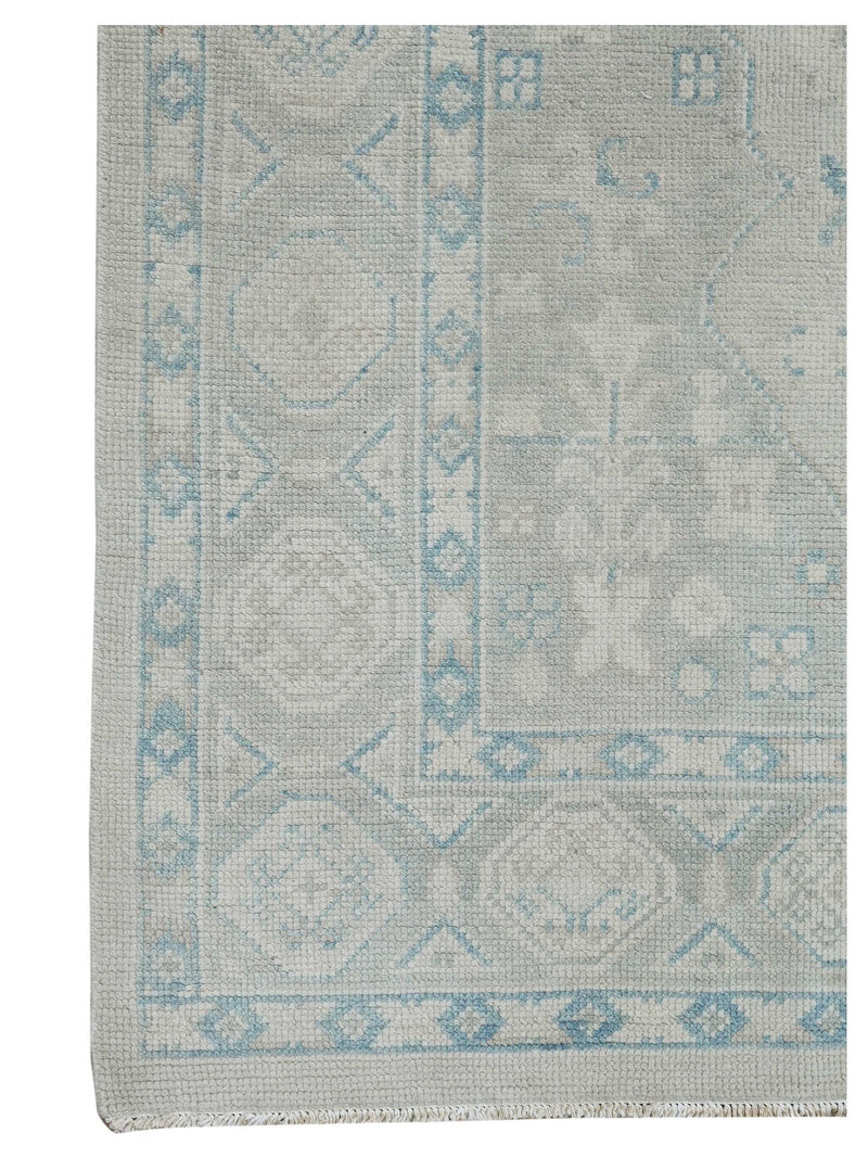Pacific Ushak 43593 Lt.Grey Lt.Grey Transitional Hand Knotted Rug
