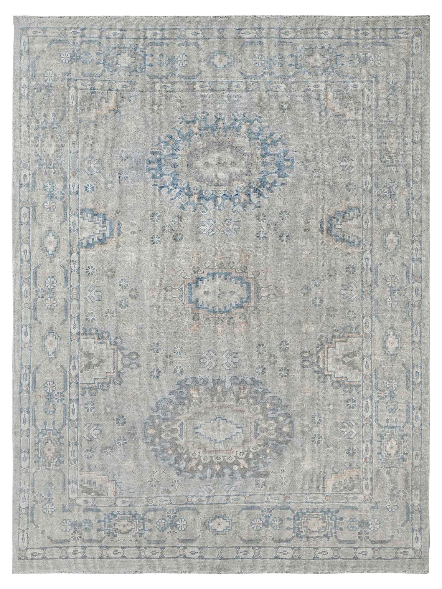 Pacific Ushak  Lt.Grey Lt.Grey Transitional