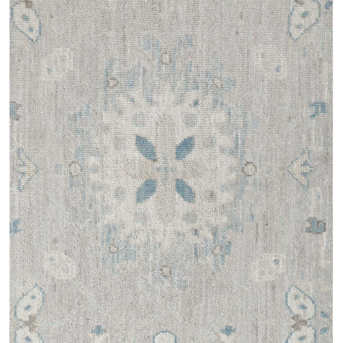 Pacific Ushak Wool Weft 43644 Lt.Grey Ivory Transitional Hand Knotted Rug