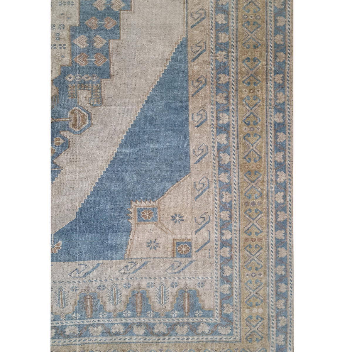 Pacific Anatolian 43666 Gold Sage Transitional Hand Knotted Rug