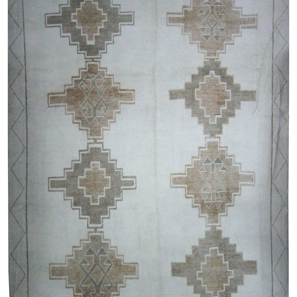 Pacific Moroccan-TR  Ivory Beige Transitional