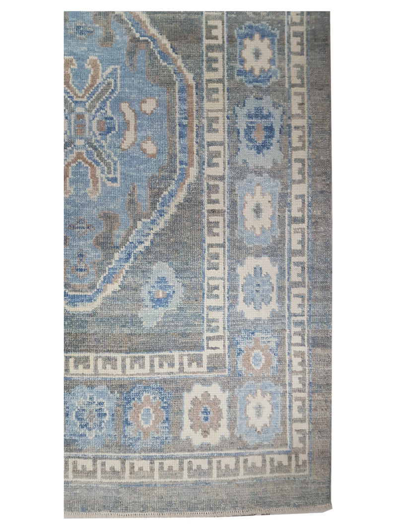 Pacific Ushak TR 43669 Green Ivory Transitional Hand Knotted Rug