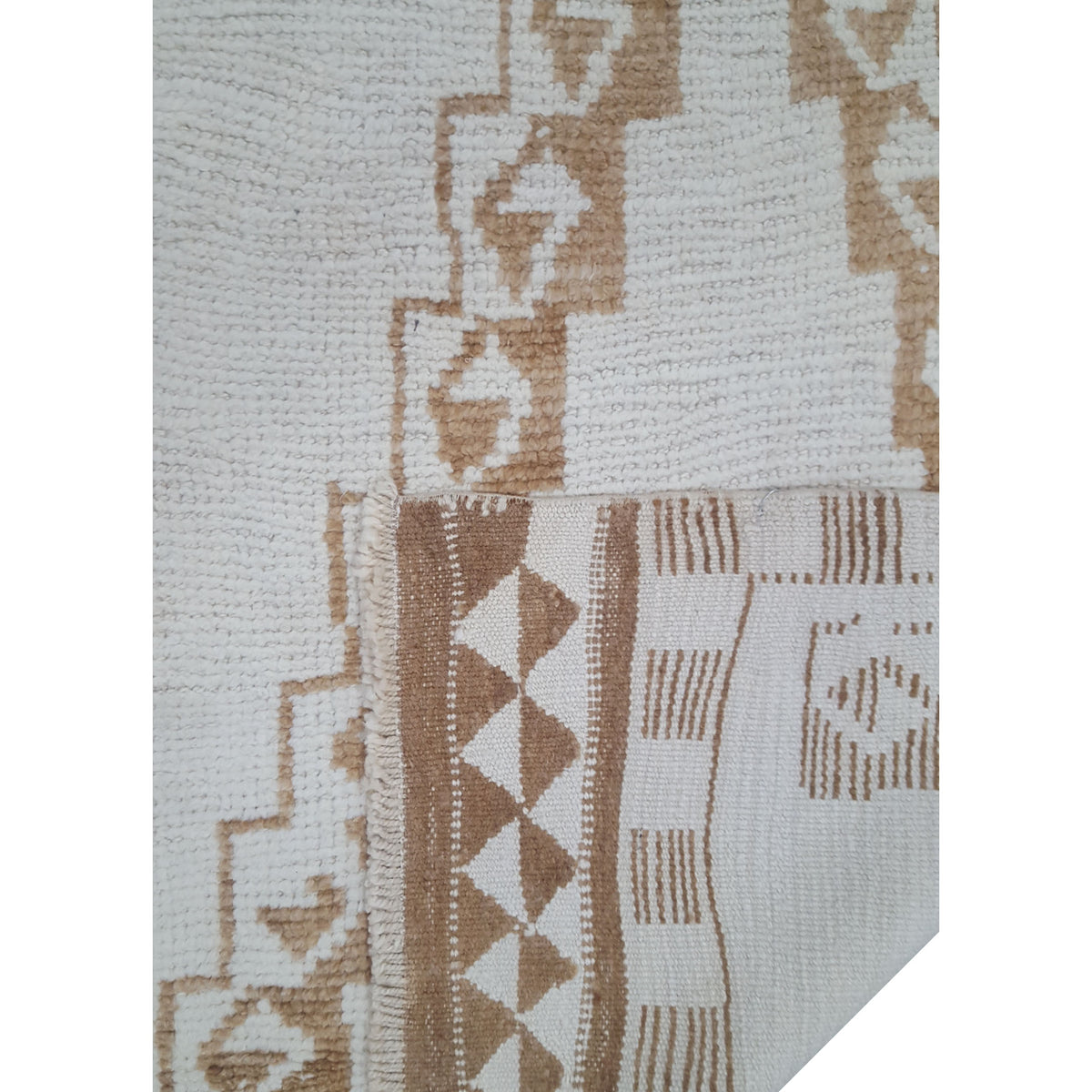 Pacific Anatolian-Natural 43683 Beige Camel Transitional Hand Knotted Rug