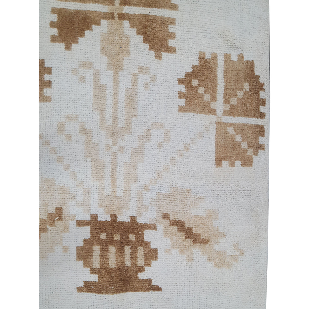 Pacific Anatolian-Natural 43687 Beige Camel Transitional Hand Knotted Rug