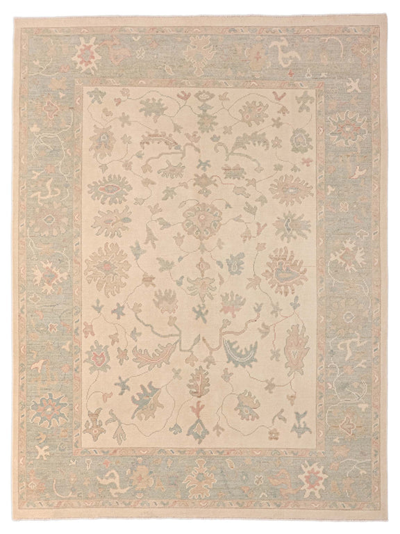 Pacific Ushak  Ivory Sky. Blue Transitional