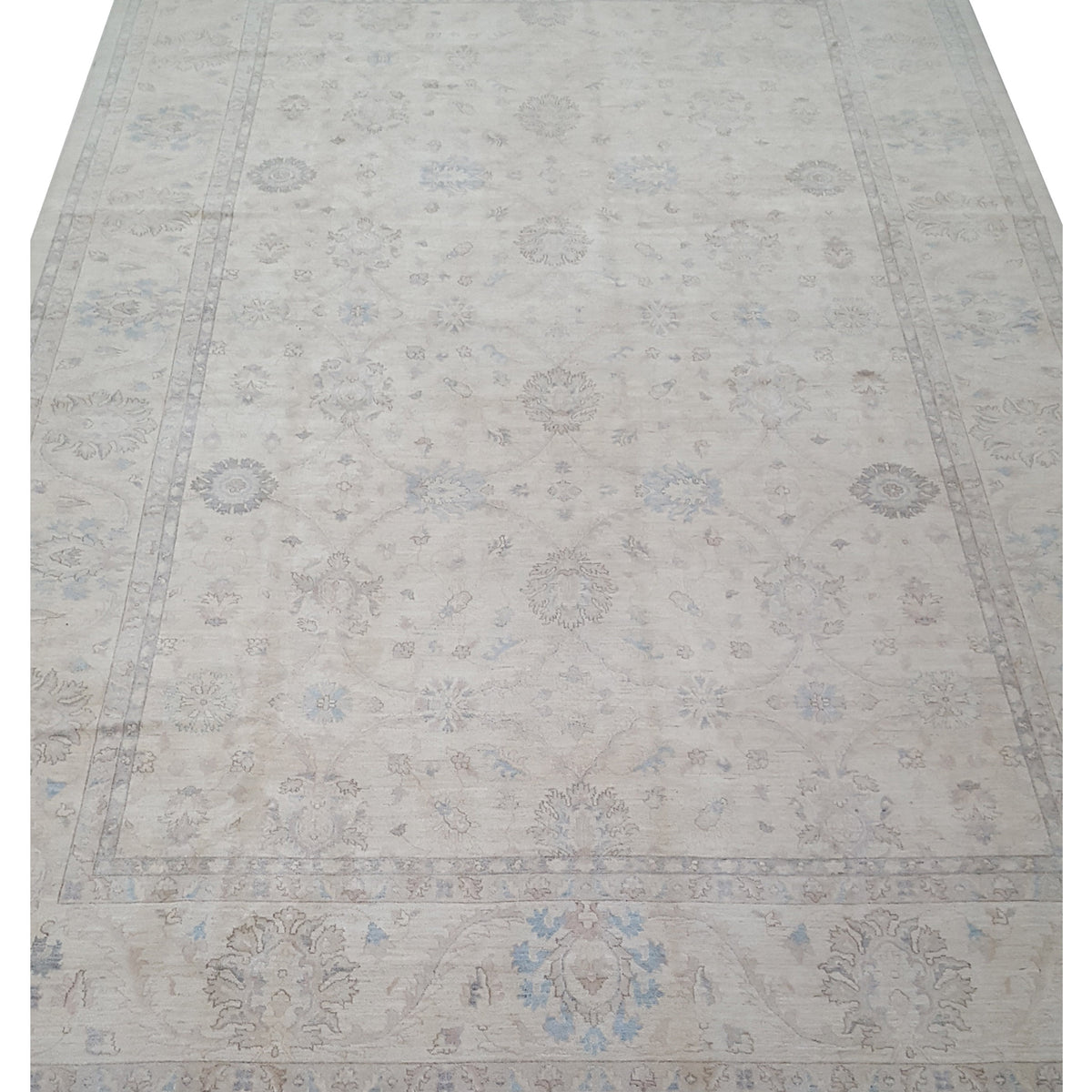 Pacific Ziegler 43761 Ivory Transitional Hand Knotted Rug