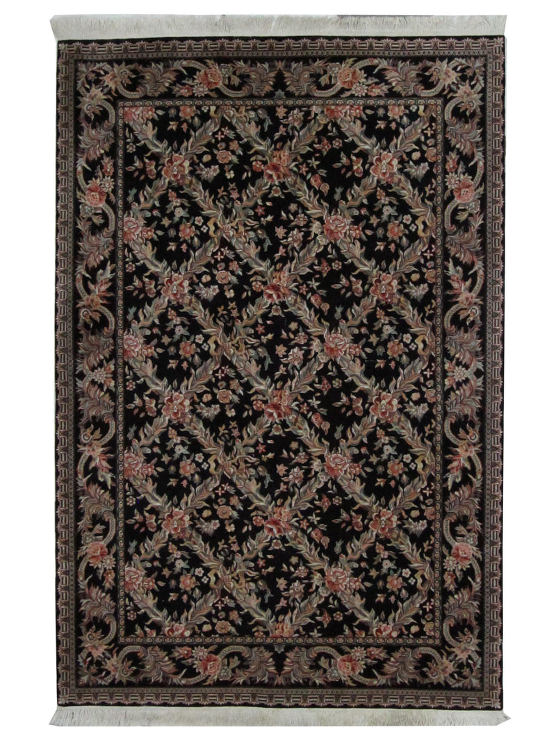 Pacific Classic  Black Red Traditional