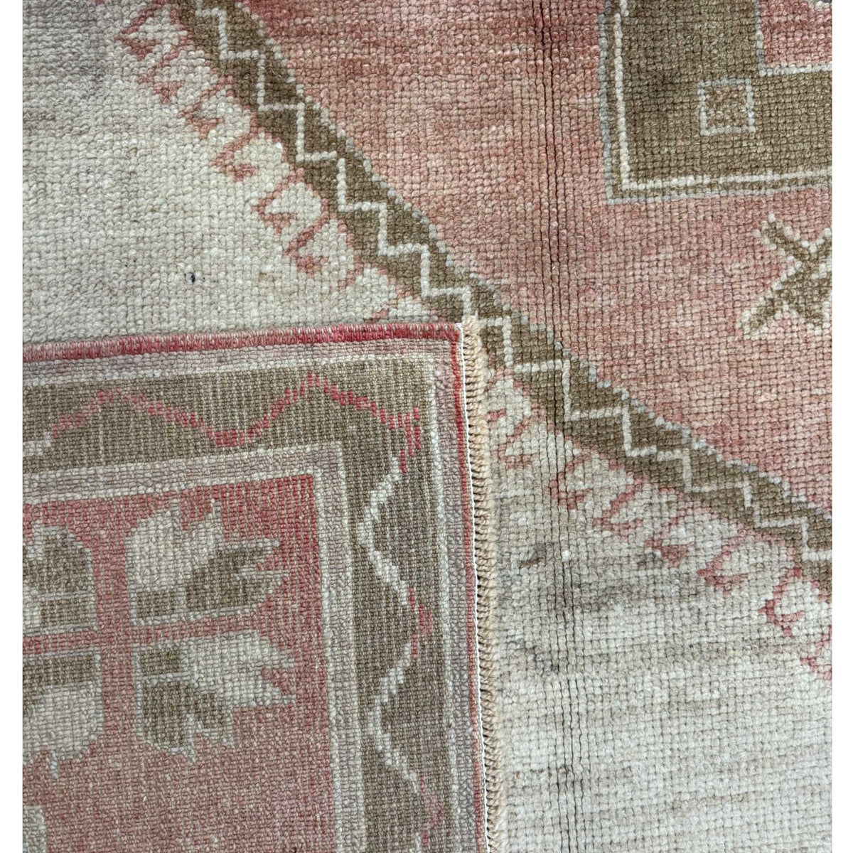Pacific Kars TR 43968 Beige Peach Tradional Hand Knotted Rug