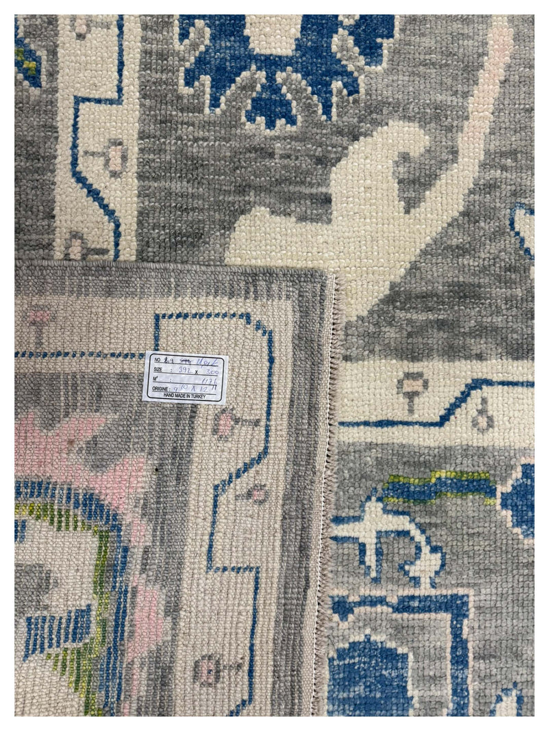 Pacific Ushak TR 43974 Ivory Grey Tradional Hand Knotted Rug