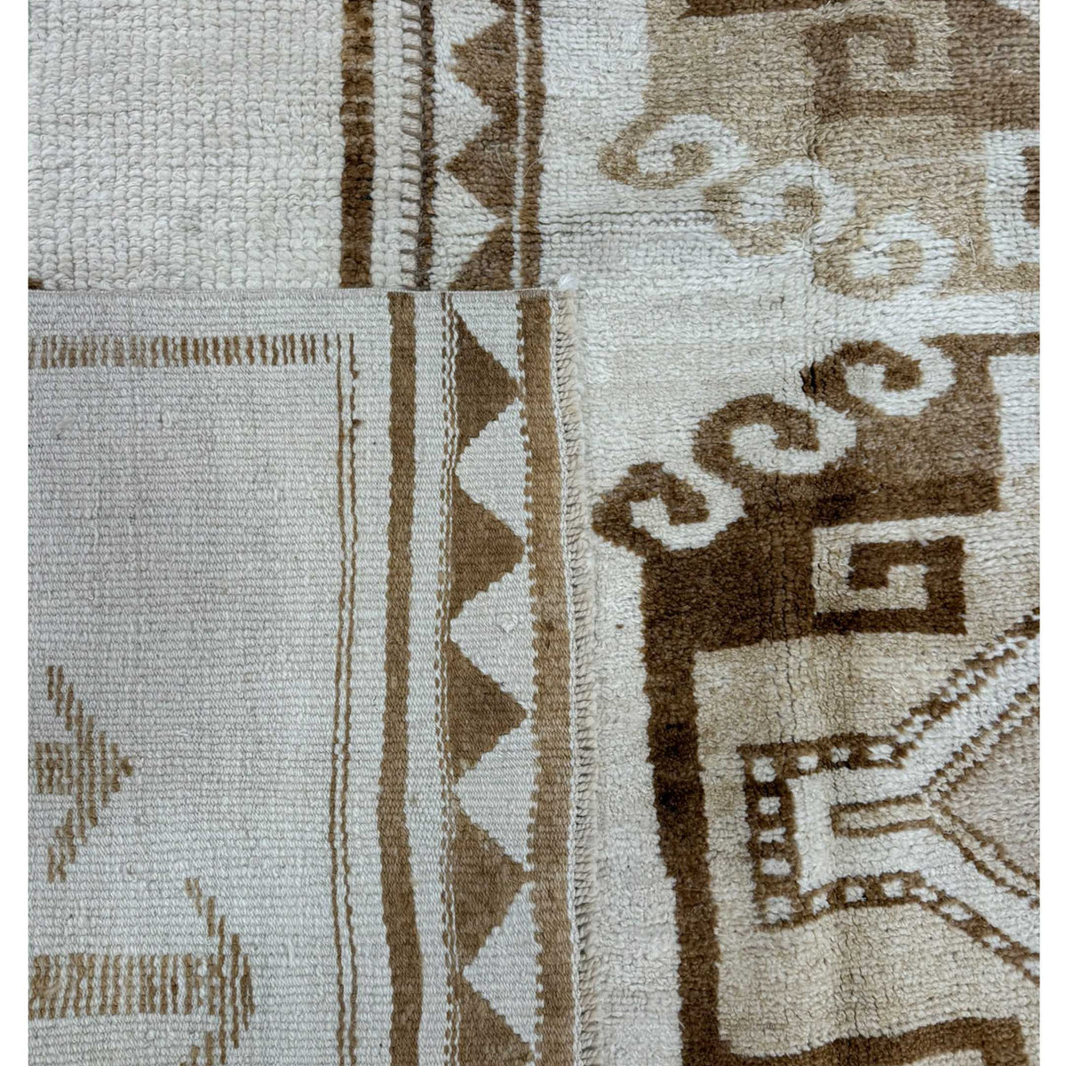 Pacific Anatolian-Natural 43979 Ivory Cream Tradional Hand Knotted Rug