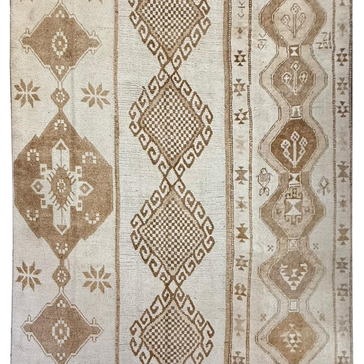 Pacific Anatolian-Natural  Ivory Cream Tradional