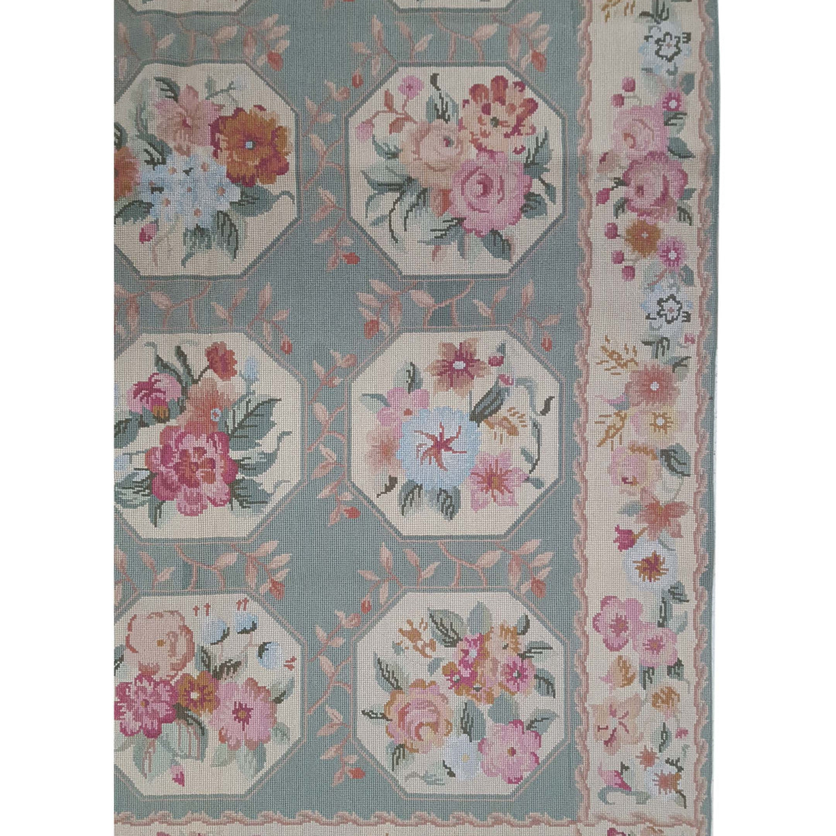 Pacific Needle Point 66777 Lt.Green Lt.Green Tapestry Needle Point Rug