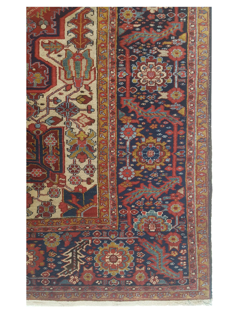 Fasa Antique Heriz 67257 Navy Red Traditional Antique Rug