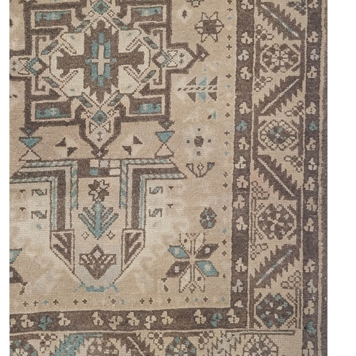 Fasa Antique Heriz 73610 Beige Brown Transitional Antique Rug