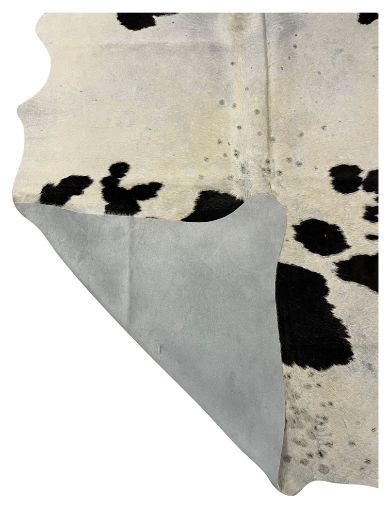 Aura Cowhide 75377 Ivory Black Cowhide Cowhide Rug
