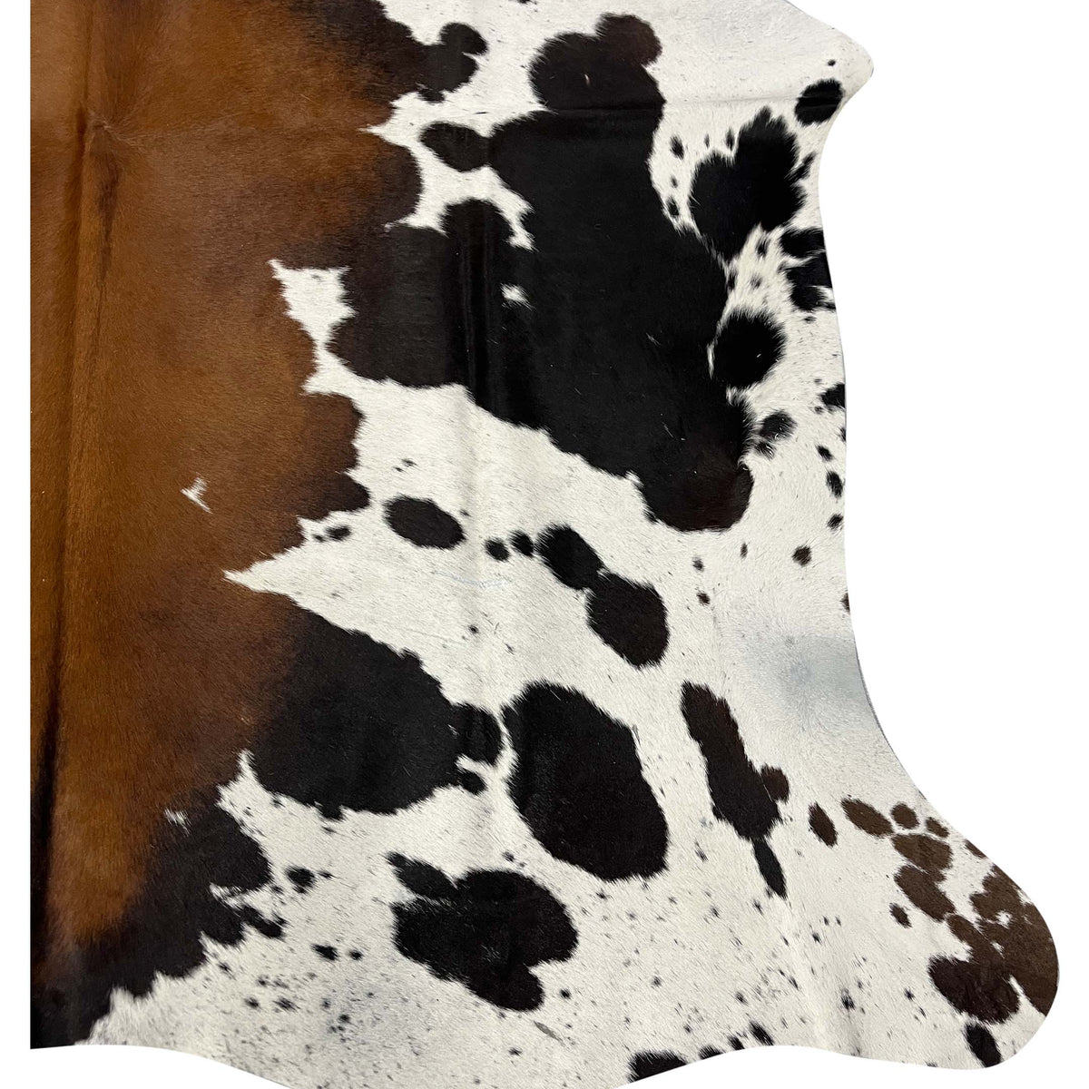 Aura Cowhide 75378 Ivory Mocha Cowhide Cowhide Rug