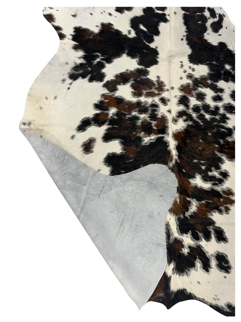 Aura Cowhide 75389 Ivory Black Cowhide Cowhide Rug