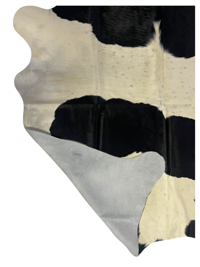 Aura Cowhide 75392 Ivory Black Cowhide Cowhide Rug
