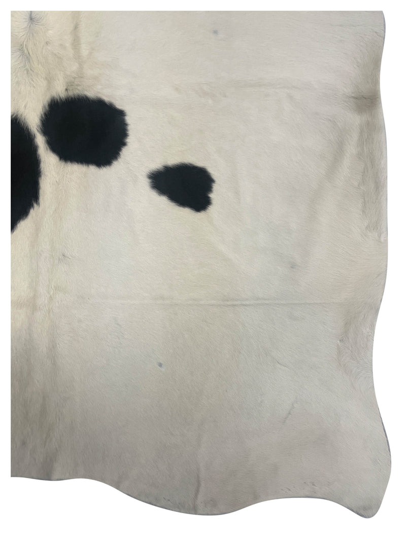 Aura Cowhide 75408 Ivory Black Cowhide Cowhide Rug